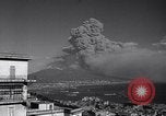 Standbild Vesuv Neapel Italien, 1944, aus Sekunde 29 historischem Filmmaterial Videoclip 65675026164