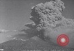 Standbild Vesuv Neapel Italien, 1944, aus Sekunde 31 historischem Filmmaterial Videoclip 65675026164