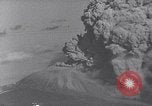 Standbild Vesuv Neapel Italien, 1944, aus Sekunde 10 historischem Filmmaterial Videoclip 65675026167