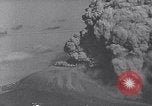 Standbild Vesuv Neapel Italien, 1944, aus Sekunde 13 historischem Filmmaterial Videoclip 65675026167