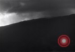 Immagine di Il Monte Vesuvio Napoli Italia, 1944, secondo 4 filmato di repertorio 65675026176
