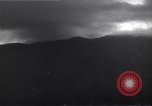 Immagine di Il Monte Vesuvio Napoli Italia, 1944, secondo 14 filmato di repertorio 65675026176