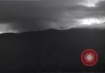 Immagine di Il Monte Vesuvio Napoli Italia, 1944, secondo 16 filmato di repertorio 65675026176