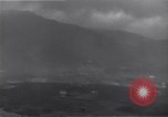 Immagine di Il Monte Vesuvio Napoli Italia, 1944, secondo 55 filmato di repertorio 65675026176
