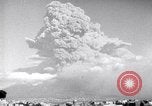Standbild Vesuv Neapel Italien, 1944, aus Sekunde 60 historischem Filmmaterial Videoclip 65675026184