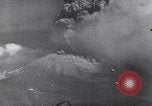 Standbild Vesuv Neapel Italien, 1944, aus Sekunde 10 historischem Filmmaterial Videoclip 65675026186