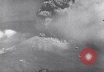 Standbild Vesuv Neapel Italien, 1944, aus Sekunde 13 historischem Filmmaterial Videoclip 65675026186