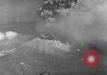 Standbild Vesuv Neapel Italien, 1944, aus Sekunde 16 historischem Filmmaterial Videoclip 65675026186