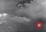Standbild Vesuv Neapel Italien, 1944, aus Sekunde 18 historischem Filmmaterial Videoclip 65675026186