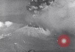 Standbild Vesuv Neapel Italien, 1944, aus Sekunde 20 historischem Filmmaterial Videoclip 65675026186