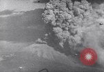 Standbild Vesuv Neapel Italien, 1944, aus Sekunde 31 historischem Filmmaterial Videoclip 65675026186