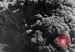 Standbild Vesuv Neapel Italien, 1944, aus Sekunde 56 historischem Filmmaterial Videoclip 65675026186