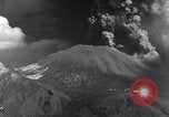 Standbild Vesuv Neapel Italien, 1944, aus Sekunde 23 historischem Filmmaterial Videoclip 65675026187