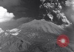 Standbild Vesuv Neapel Italien, 1944, aus Sekunde 31 historischem Filmmaterial Videoclip 65675026187