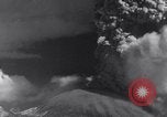 Standbild Vesuv Neapel Italien, 1944, aus Sekunde 40 historischem Filmmaterial Videoclip 65675026187