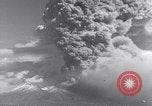 Standbild Vesuv Neapel Italien, 1944, aus Sekunde 23 historischem Filmmaterial Videoclip 65675026191