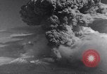 Standbild Vesuv Neapel Italien, 1944, aus Sekunde 35 historischem Filmmaterial Videoclip 65675026191