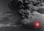 Standbild Vesuv Neapel Italien, 1944, aus Sekunde 41 historischem Filmmaterial Videoclip 65675026191