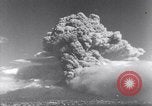 Standbild Vesuv Neapel Italien, 1944, aus Sekunde 7 historischem Filmmaterial Videoclip 65675026192