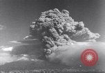 Standbild Vesuv Neapel Italien, 1944, aus Sekunde 9 historischem Filmmaterial Videoclip 65675026192