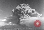 Standbild Vesuv Neapel Italien, 1944, aus Sekunde 18 historischem Filmmaterial Videoclip 65675026192
