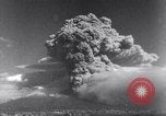 Standbild Vesuv Neapel Italien, 1944, aus Sekunde 19 historischem Filmmaterial Videoclip 65675026192