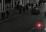 Standbild Assault guns Fire Christnach Luxemburg, 1944, aus Sekunde 15 historischem Filmmaterial Videoclip 65675026193
