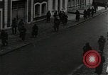 Standbild Assault guns Fire Christnach Luxemburg, 1944, aus Sekunde 21 historischem Filmmaterial Videoclip 65675026193