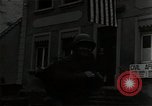 Standbild Assault guns Fire Christnach Luxemburg, 1944, aus Sekunde 60 historischem Filmmaterial Videoclip 65675026193