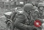 Standbild verlassen für vorne Aldenhoven Deutschland, 1944, aus Sekunde 7 historischem Filmmaterial Videoclip 65675026194