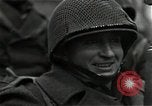 Standbild verlassen für vorne Aldenhoven Deutschland, 1944, aus Sekunde 16 historischem Filmmaterial Videoclip 65675026194