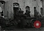 Standbild verlassen für vorne Aldenhoven Deutschland, 1944, aus Sekunde 36 historischem Filmmaterial Videoclip 65675026194