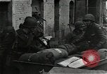 Standbild verlassen für vorne Aldenhoven Deutschland, 1944, aus Sekunde 57 historischem Filmmaterial Videoclip 65675026194