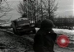 Standbild Vereinigte Staaten 2 Division Retreat Belgien, 1944, aus Sekunde 5 historischem Filmmaterial Videoclip 65675026195