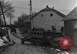 Standbild Vereinigte Staaten 2 Division Retreat Belgien, 1944, aus Sekunde 47 historischem Filmmaterial Videoclip 65675026195
