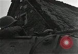 Standbild Vereinigte Staaten 2 Division Retreat Belgien, 1944, aus Sekunde 59 historischem Filmmaterial Videoclip 65675026195