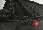 Standbild Vereinigte Staaten 2 Division Retreat Belgien, 1944, aus Sekunde 60 historischem Filmmaterial Videoclip 65675026195