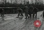Standbild mine einfedern Wirtzfeld Belgien, 1944, aus Sekunde 20 historischem Filmmaterial Videoclip 65675026200
