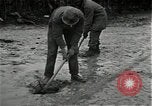 Standbild mine einfedern Wirtzfeld Belgien, 1944, aus Sekunde 24 historischem Filmmaterial Videoclip 65675026200