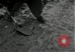 Standbild mine einfedern Wirtzfeld Belgien, 1944, aus Sekunde 43 historischem Filmmaterial Videoclip 65675026200