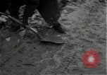 Standbild mine einfedern Wirtzfeld Belgien, 1944, aus Sekunde 44 historischem Filmmaterial Videoclip 65675026200