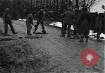 Standbild mine einfedern Wirtzfeld Belgien, 1944, aus Sekunde 57 historischem Filmmaterial Videoclip 65675026200