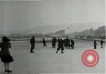 Standbild USA Medic Belgien, 1944, aus Sekunde 21 historischem Filmmaterial Videoclip 65675026209