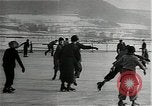 Standbild USA Medic Belgien, 1944, aus Sekunde 40 historischem Filmmaterial Videoclip 65675026209