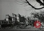 Standbild Ruinen von saarlautern (Saarlouis) Deutschland in Zweiten Weltkrieg Saarlautern Deutschland, 1944, aus Sekunde 15 historischem Filmmaterial Videoclip 65675026210