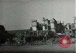 Standbild Ruinen von saarlautern (Saarlouis) Deutschland in Zweiten Weltkrieg Saarlautern Deutschland, 1944, aus Sekunde 27 historischem Filmmaterial Videoclip 65675026210