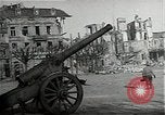 Standbild Ruinen von saarlautern (Saarlouis) Deutschland in Zweiten Weltkrieg Saarlautern Deutschland, 1944, aus Sekunde 52 historischem Filmmaterial Videoclip 65675026210