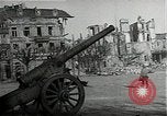 Standbild Ruinen von saarlautern (Saarlouis) Deutschland in Zweiten Weltkrieg Saarlautern Deutschland, 1944, aus Sekunde 54 historischem Filmmaterial Videoclip 65675026210