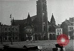 Standbild Ruinen von saarlautern (Saarlouis) Deutschland in Zweiten Weltkrieg Saarlautern Deutschland, 1944, aus Sekunde 60 historischem Filmmaterial Videoclip 65675026210
