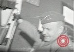 Standbild Allgemeine Devers und Somervell Bulgneville Frankreich, 1945, aus Sekunde 41 historischem Filmmaterial Videoclip 65675026217